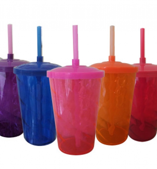 Copo Twister 700 ml c/ Tampa e Canudo Silk